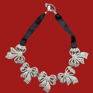 White House Black Market Bow Necklace